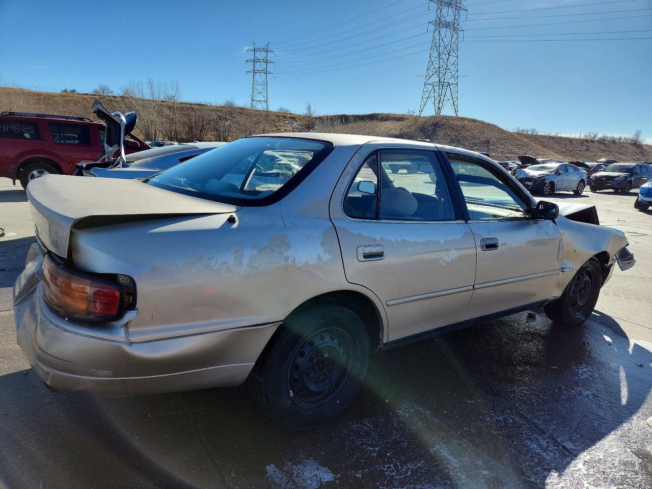 1994 Toyota Camry Le - Фото 3