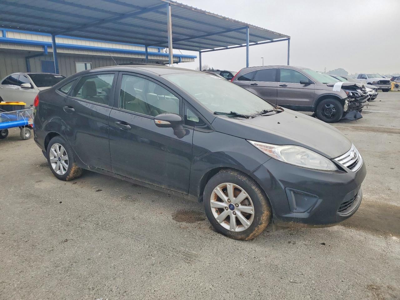 2013 Ford Fiesta Se - Image 4