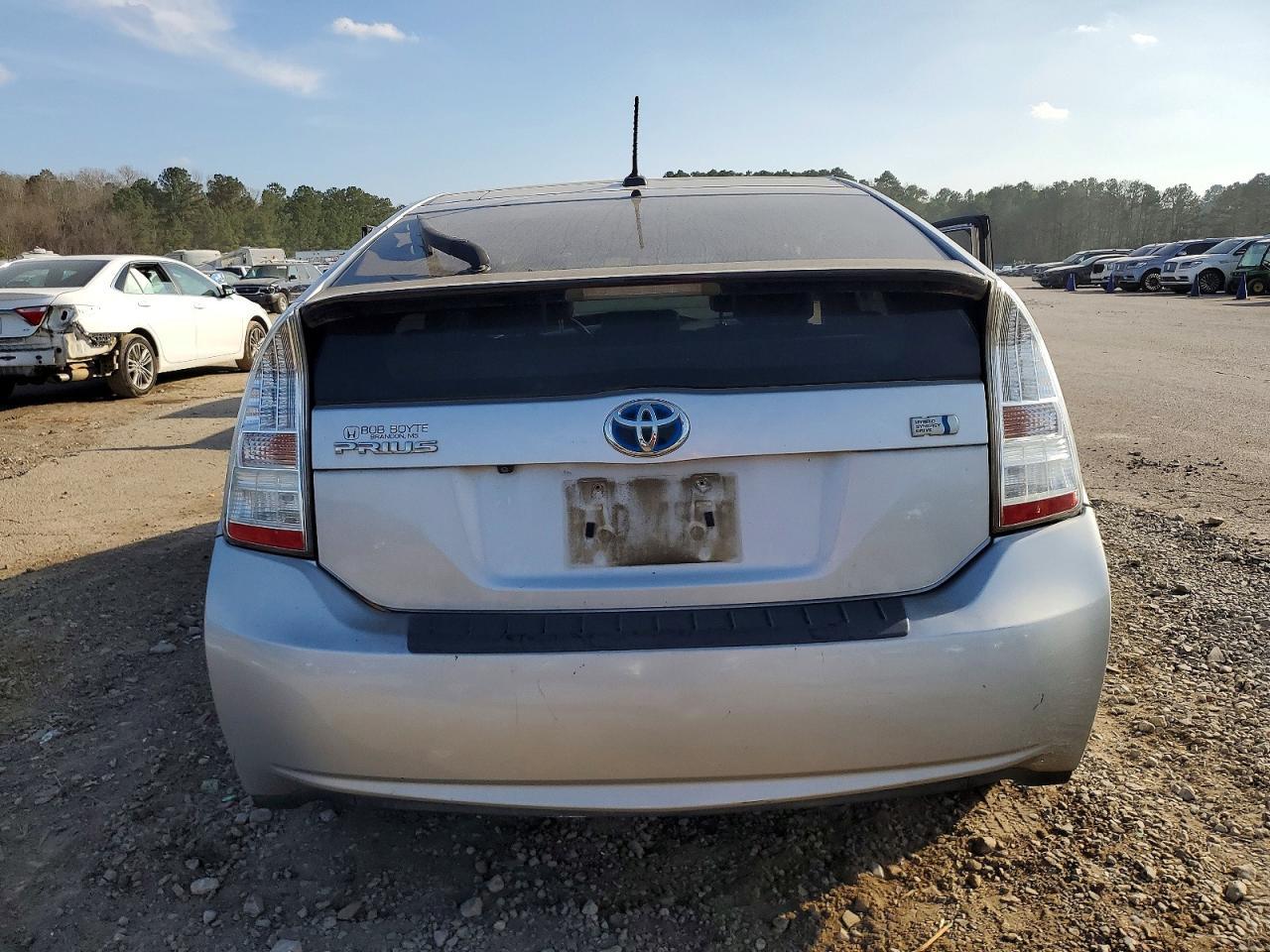 2011 Toyota Prius - Image 6
