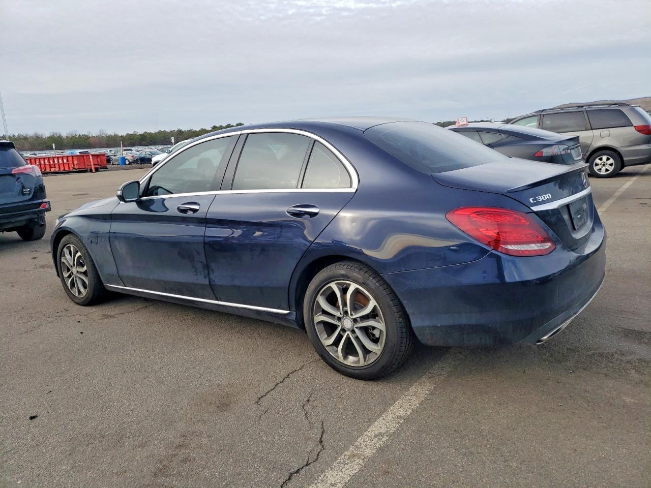 2017 Mercedes-Benz C 300 4Matic - Фото 2