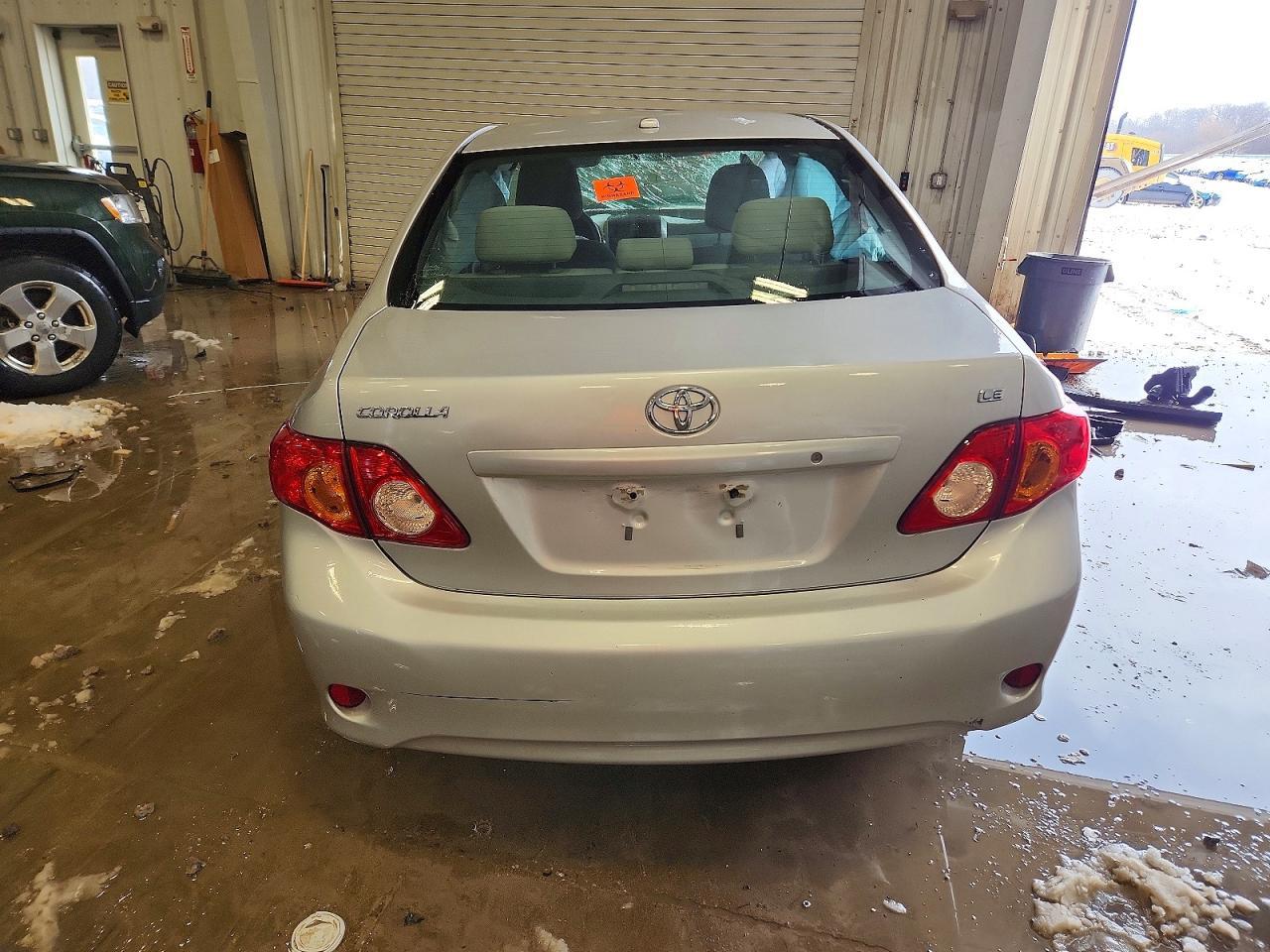 2009 Toyota Corolla Base - Фото 6