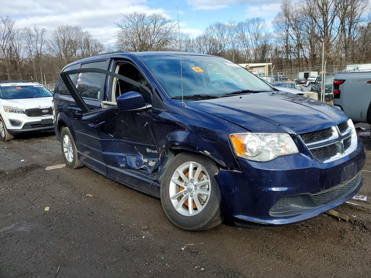 2016 Dodge Grand Caravan Sxt - Image 4