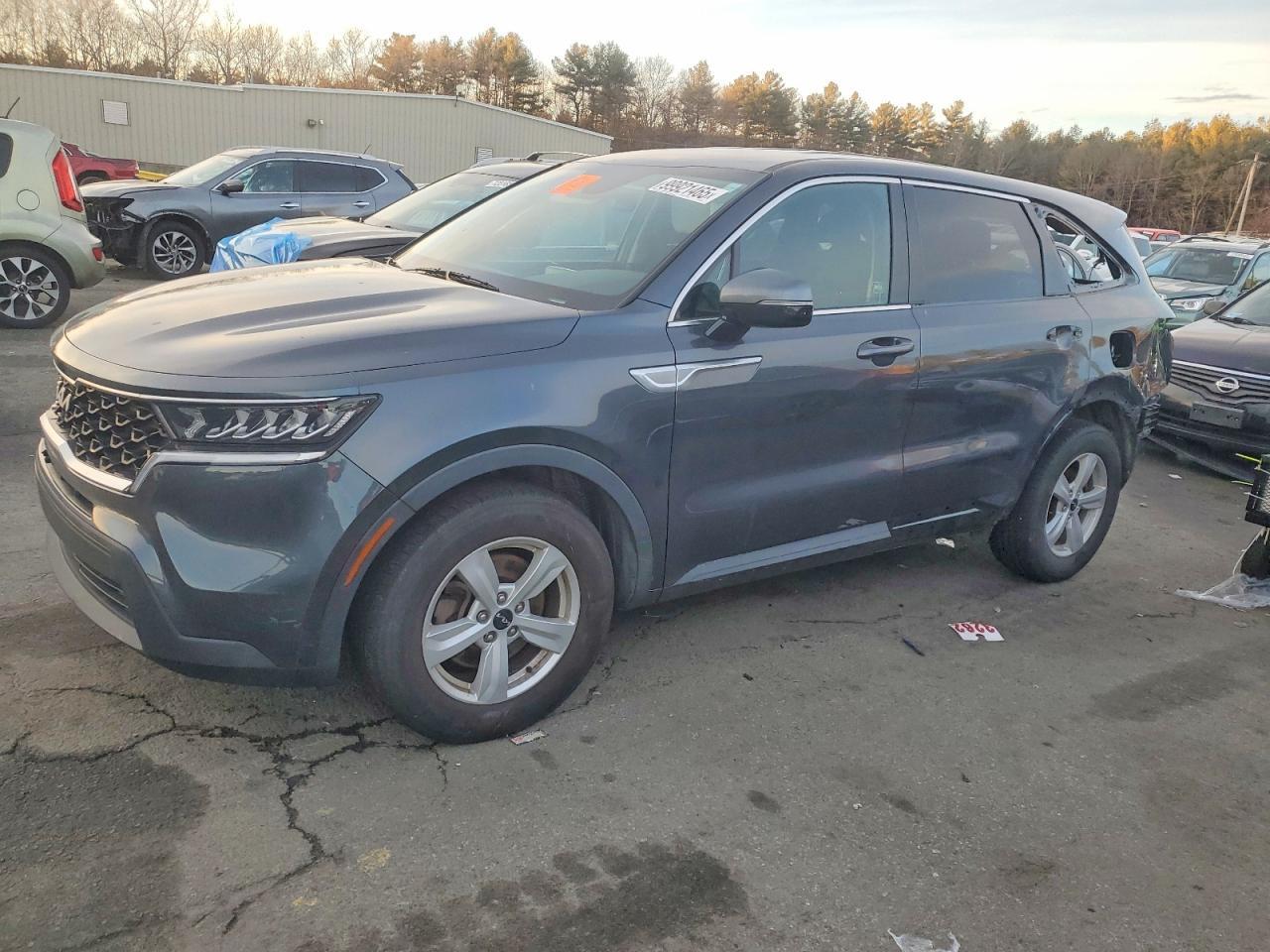 2022 Kia Sorento Lx
