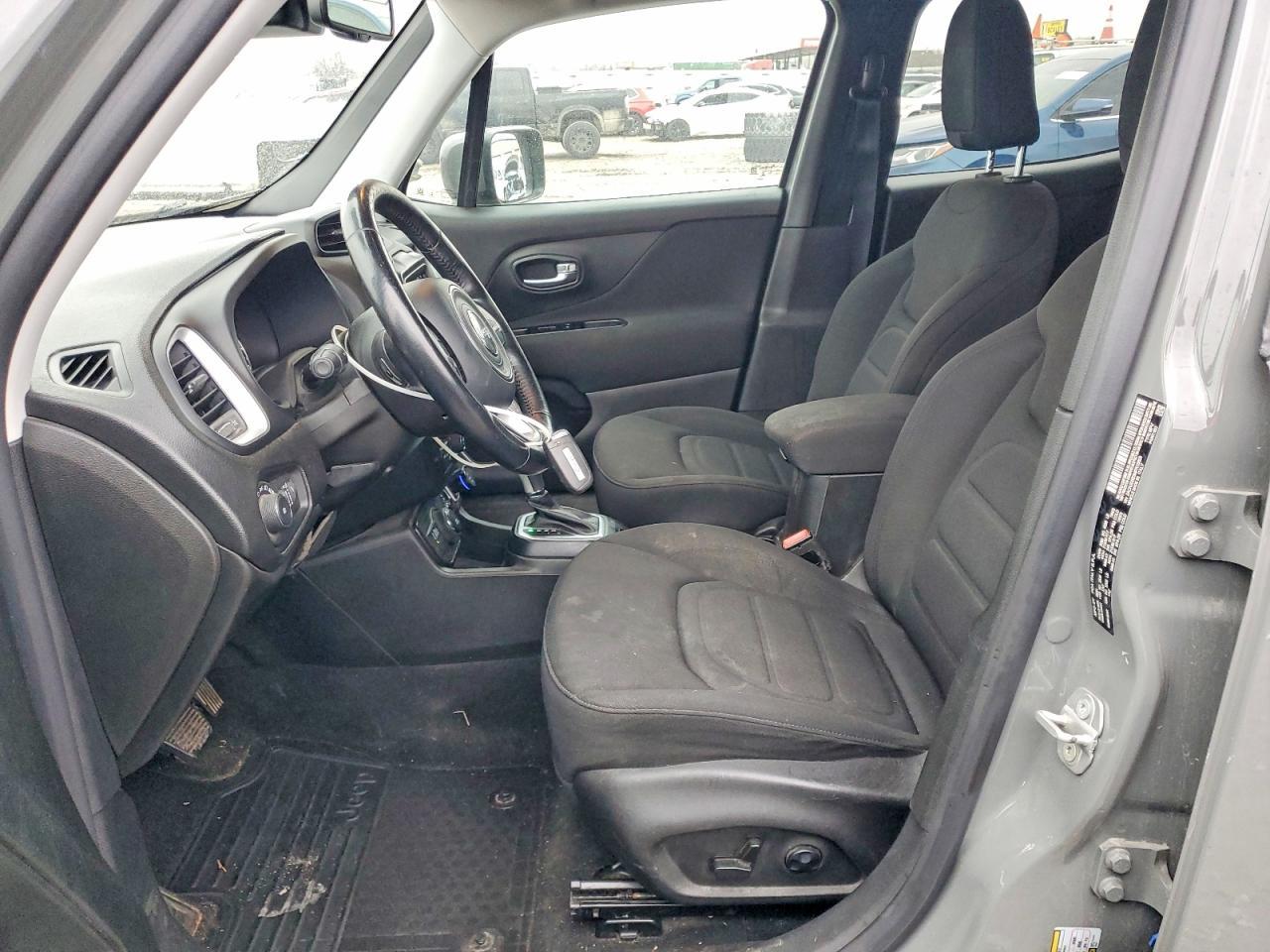 2021 Jeep Renegade Latitude - Фото 7
