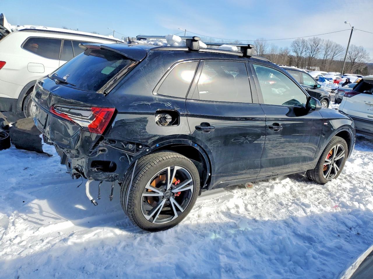 2025 Audi Q5 Prestige 45 - Image 3
