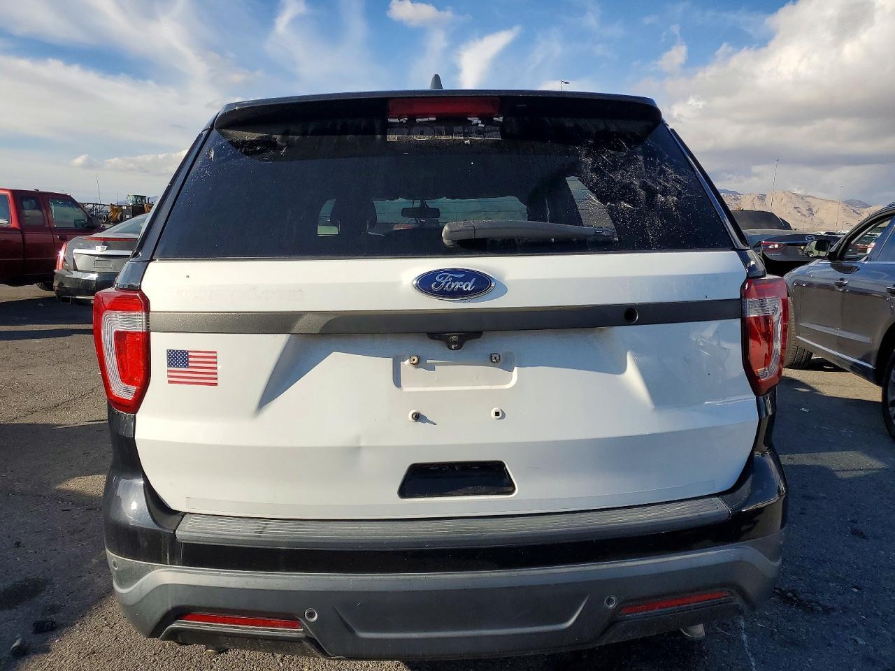 2018 Ford Explorer Police Interceptor - Фото 6