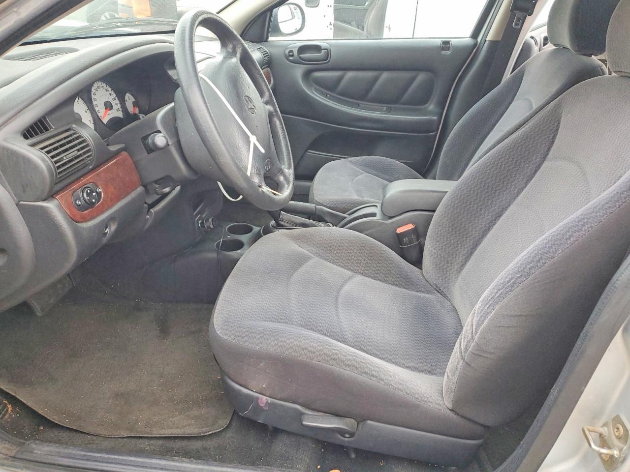 2002 Dodge Stratus Se - Фото 7