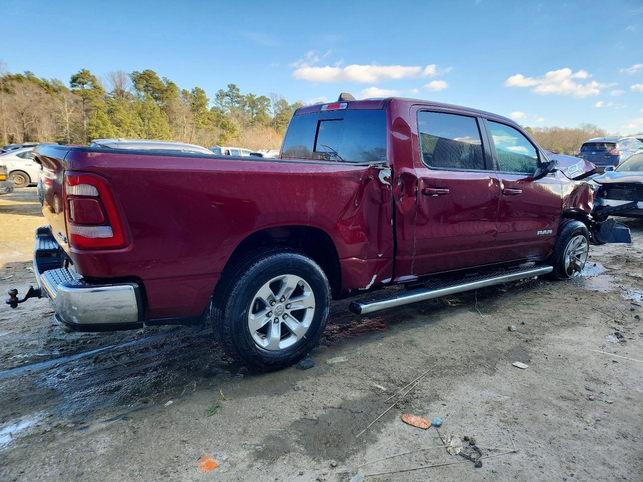 2023 Ram 1500 Laramie - Фото 3