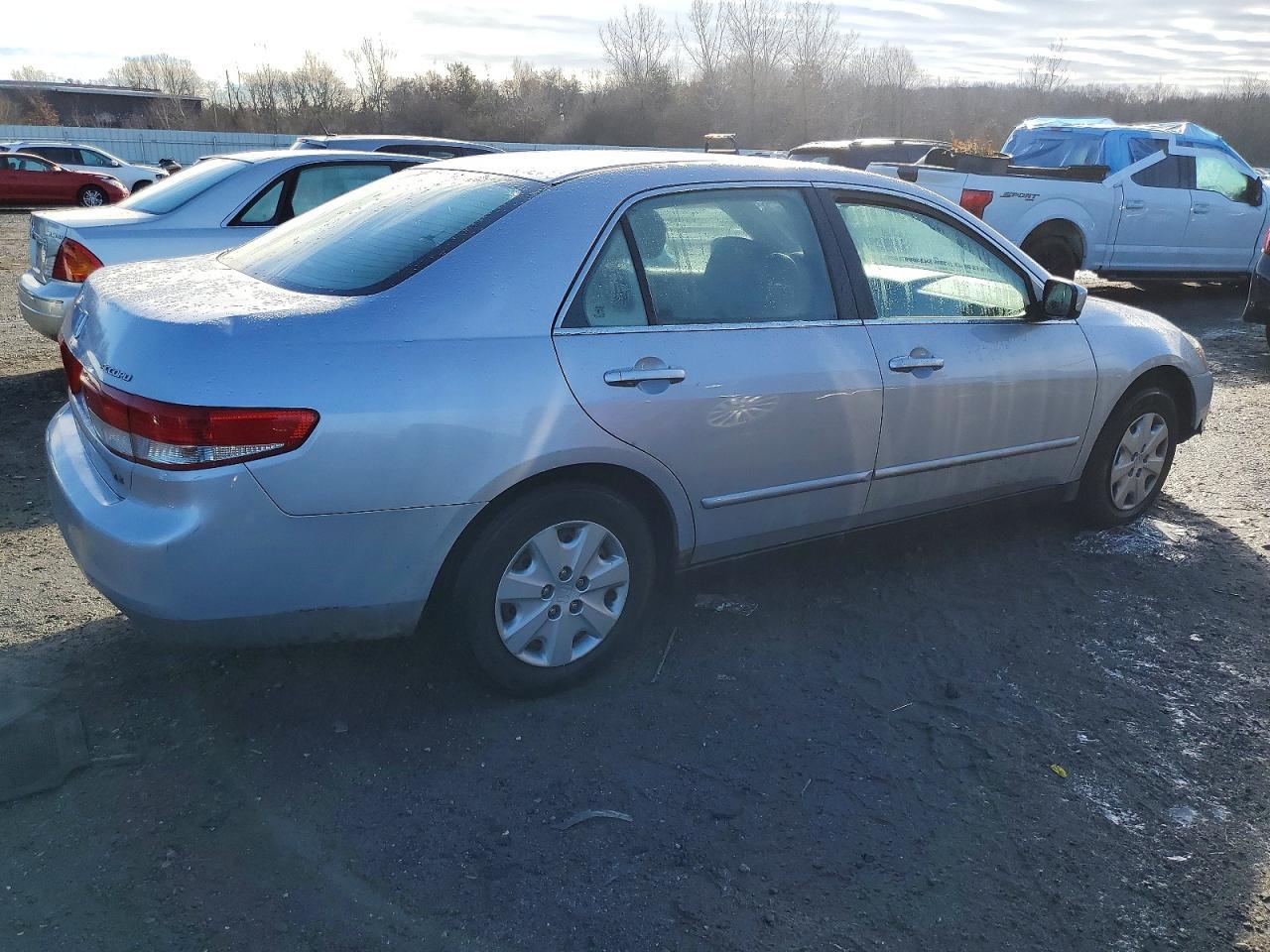 2004 Honda Accord Lx - Image 3