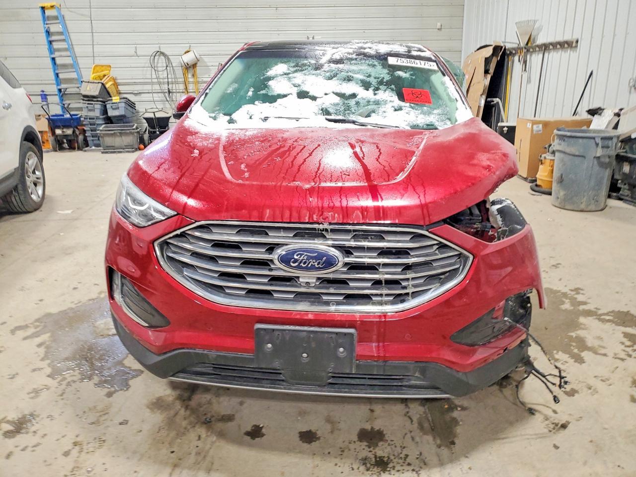 2020 Ford Edge Titanium - Фото 5
