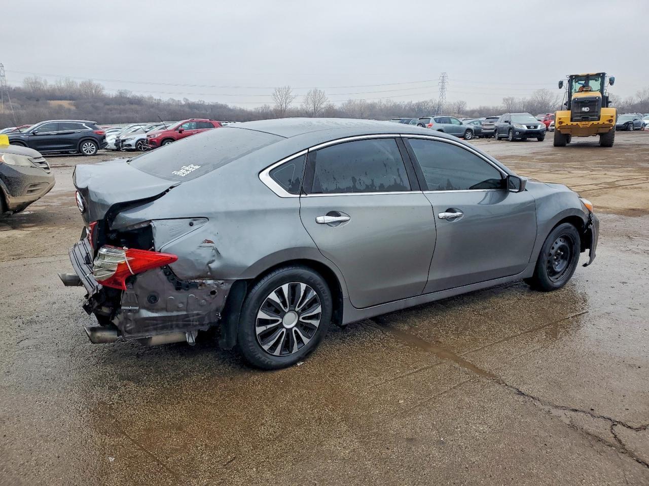 2016 Nissan Altima 2.5 S - Фото 3