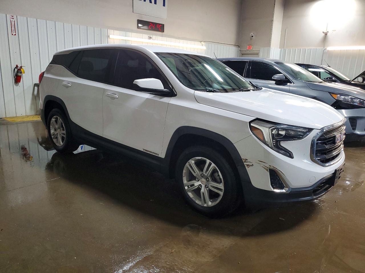 2019 GMC Terrain Sle - Image 4