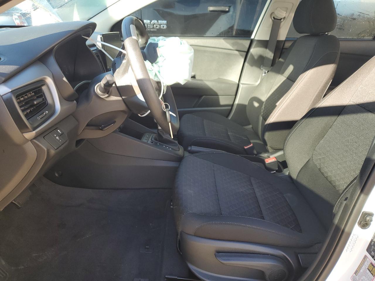 2023 Kia Rio Lx - Image 7