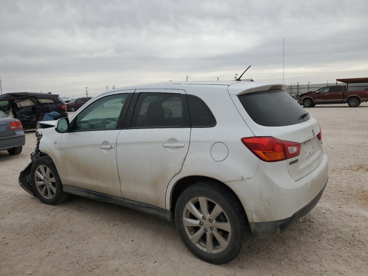 2014 Mitsubishi Outlander Sport Es - Фото 2