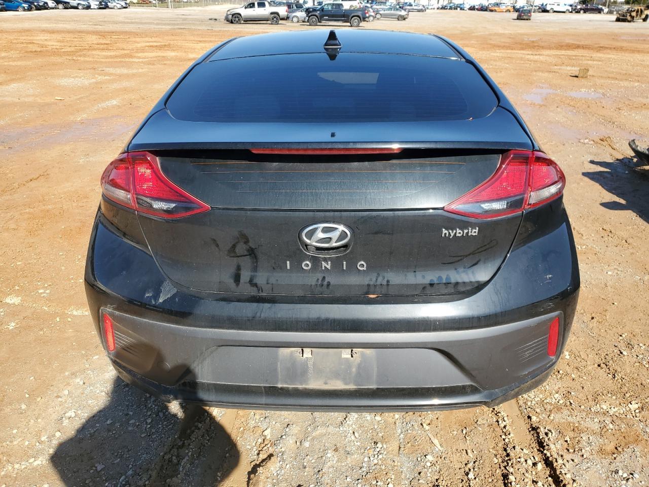 2022 Hyundai Ioniq Se - Фото 6