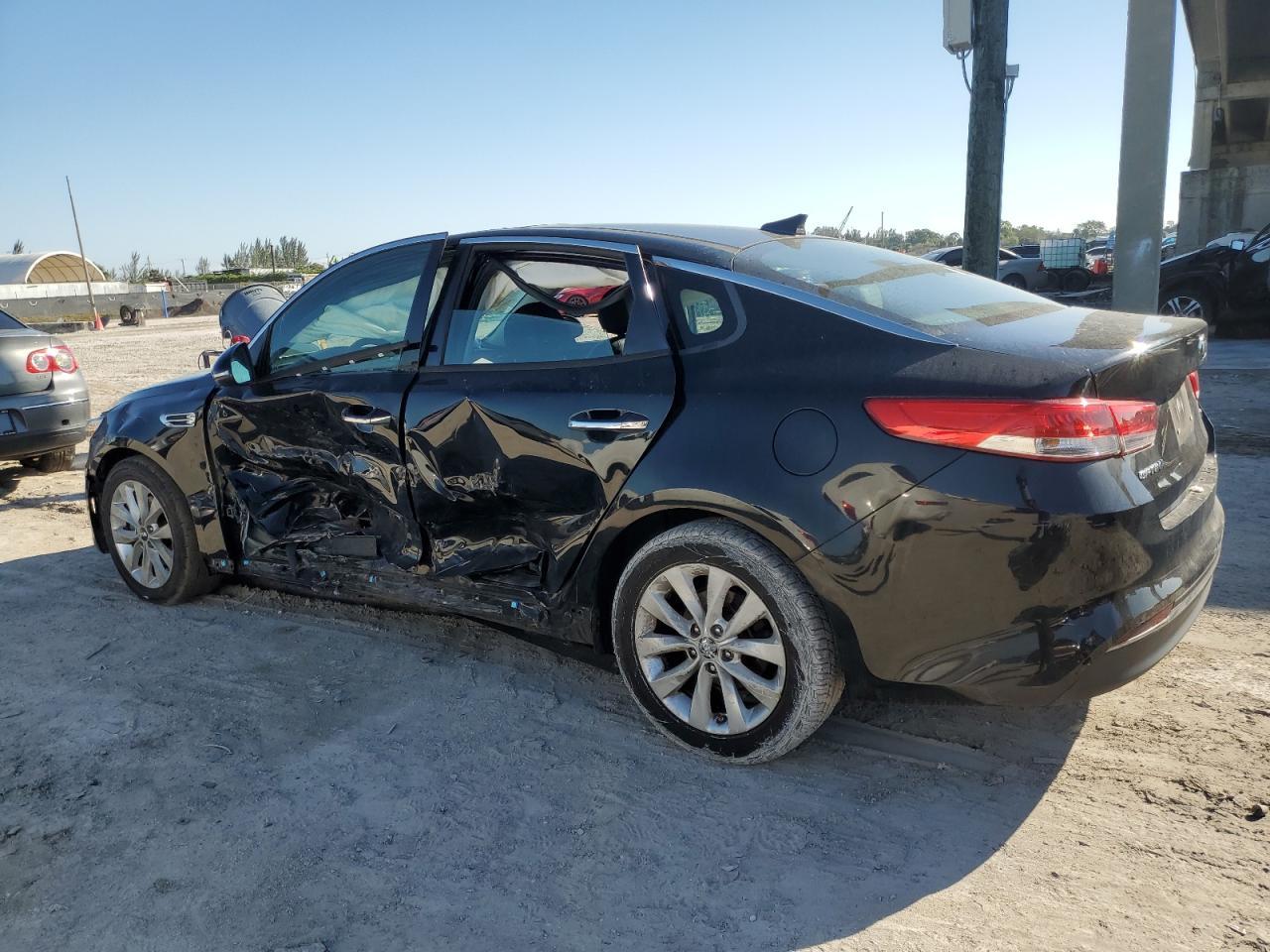 2016 Kia Optima Ex - Фото 2