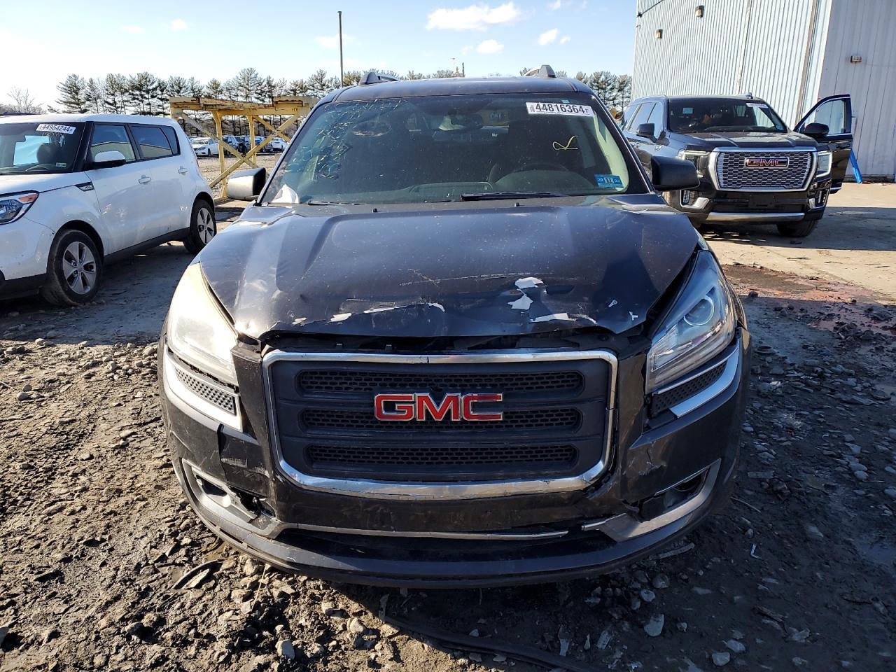 2016 GMC Acadia Sle - Image 5