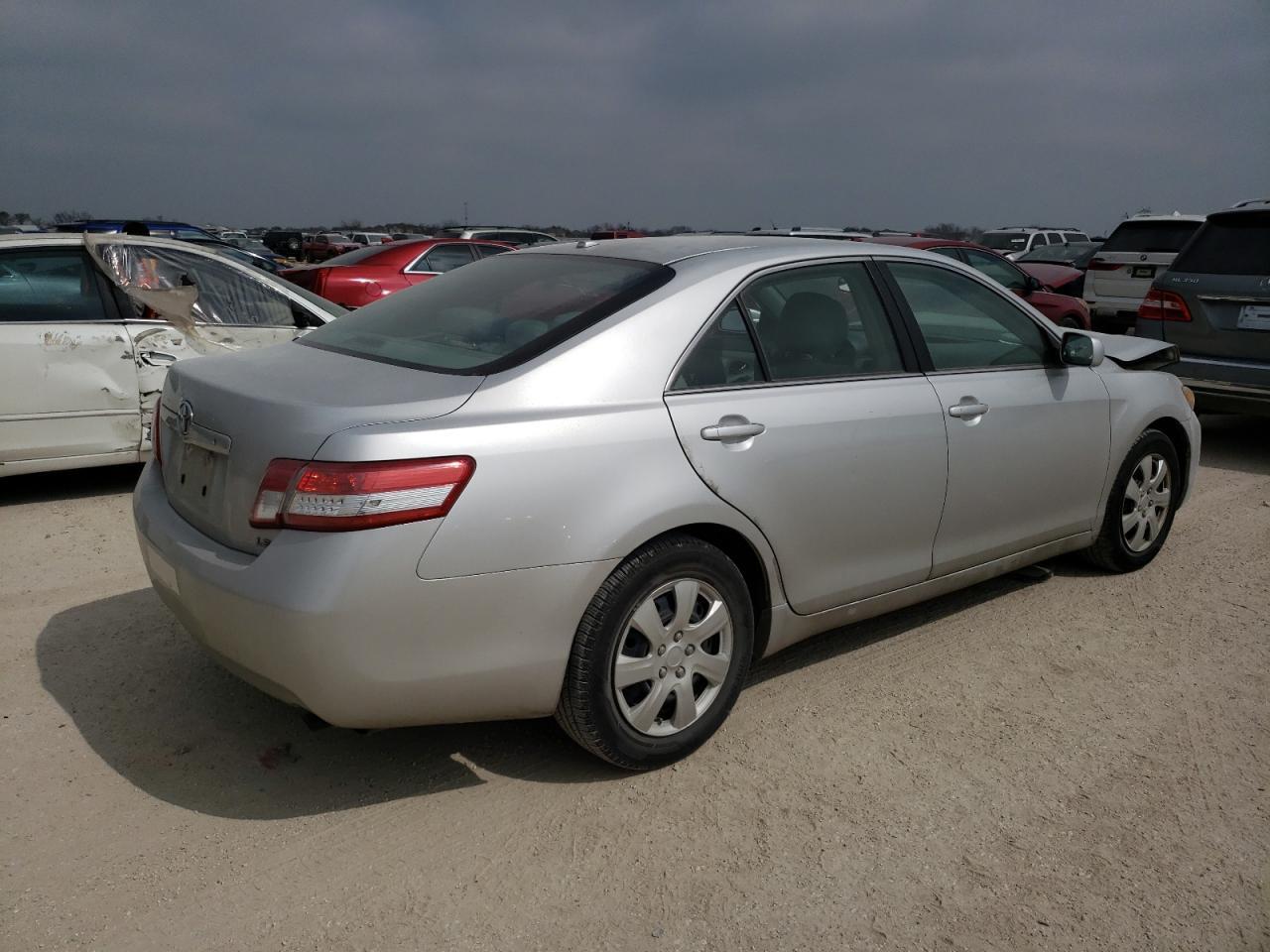 2011 Toyota Camry Base - Image 3