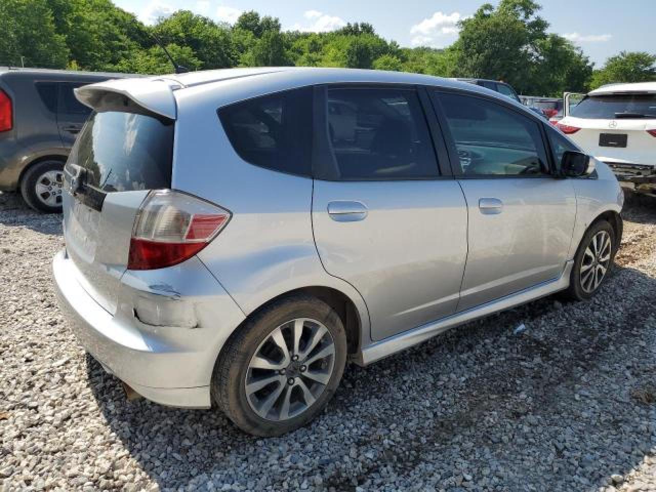 2013 Honda Fit Sport - Фото 3