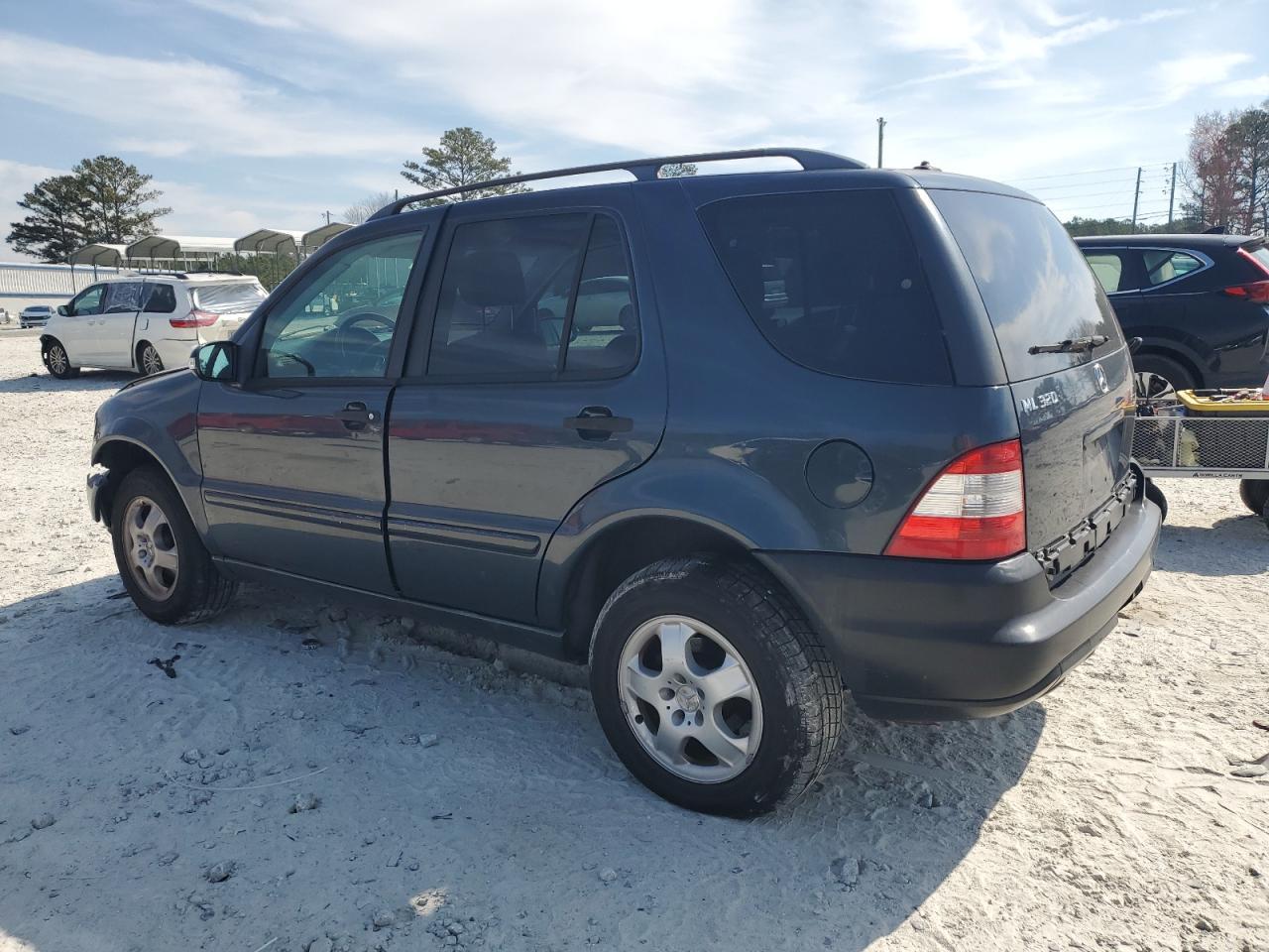 2003 Mercedes-Benz Ml 320 - Image 2