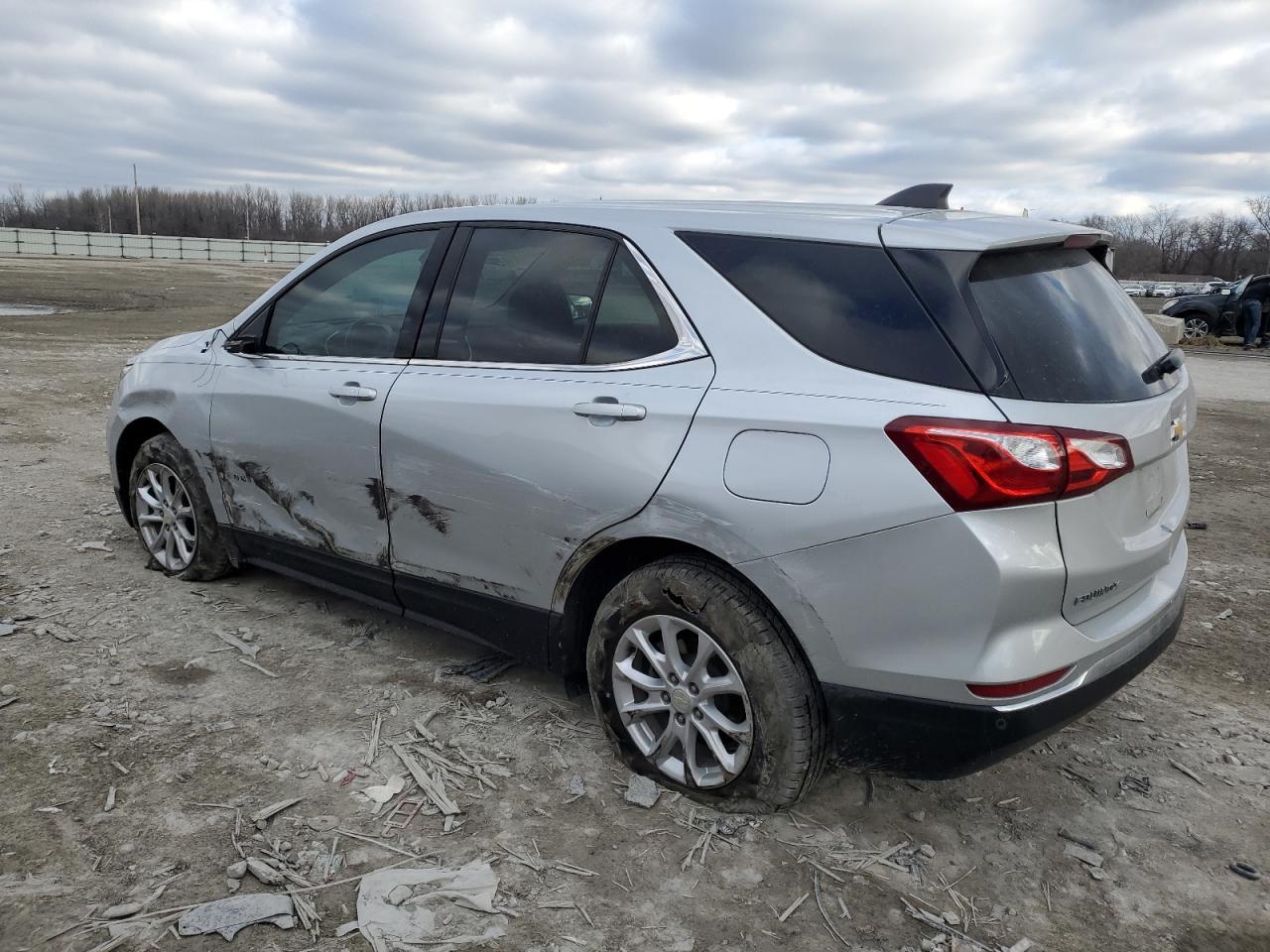 2020 Chevrolet Equinox Lt - Фото 2