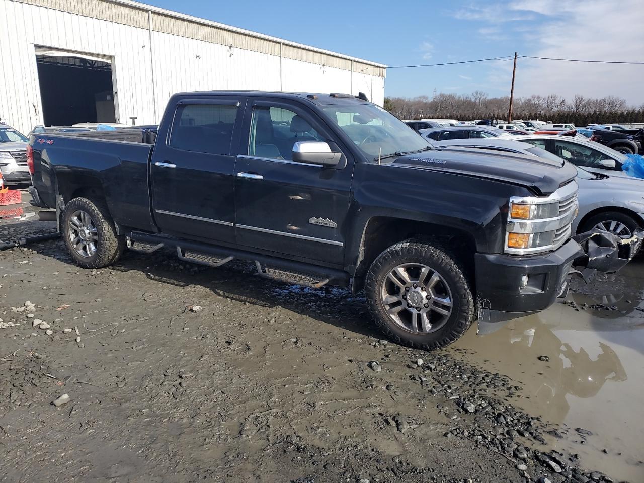 2015 Chevrolet Silverado K2500 High Country - Фото 4