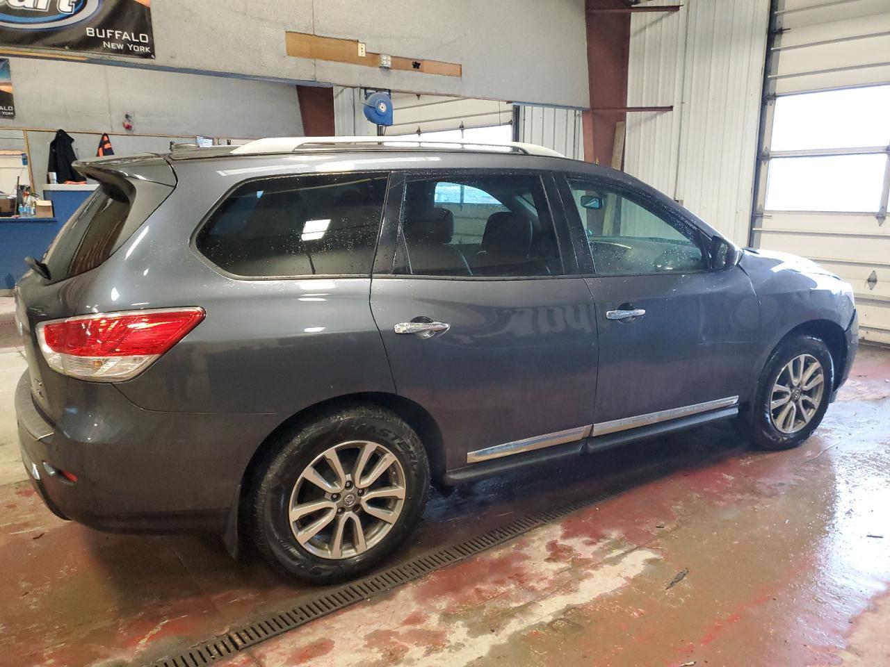 2014 Nissan Pathfinder S - Фото 3
