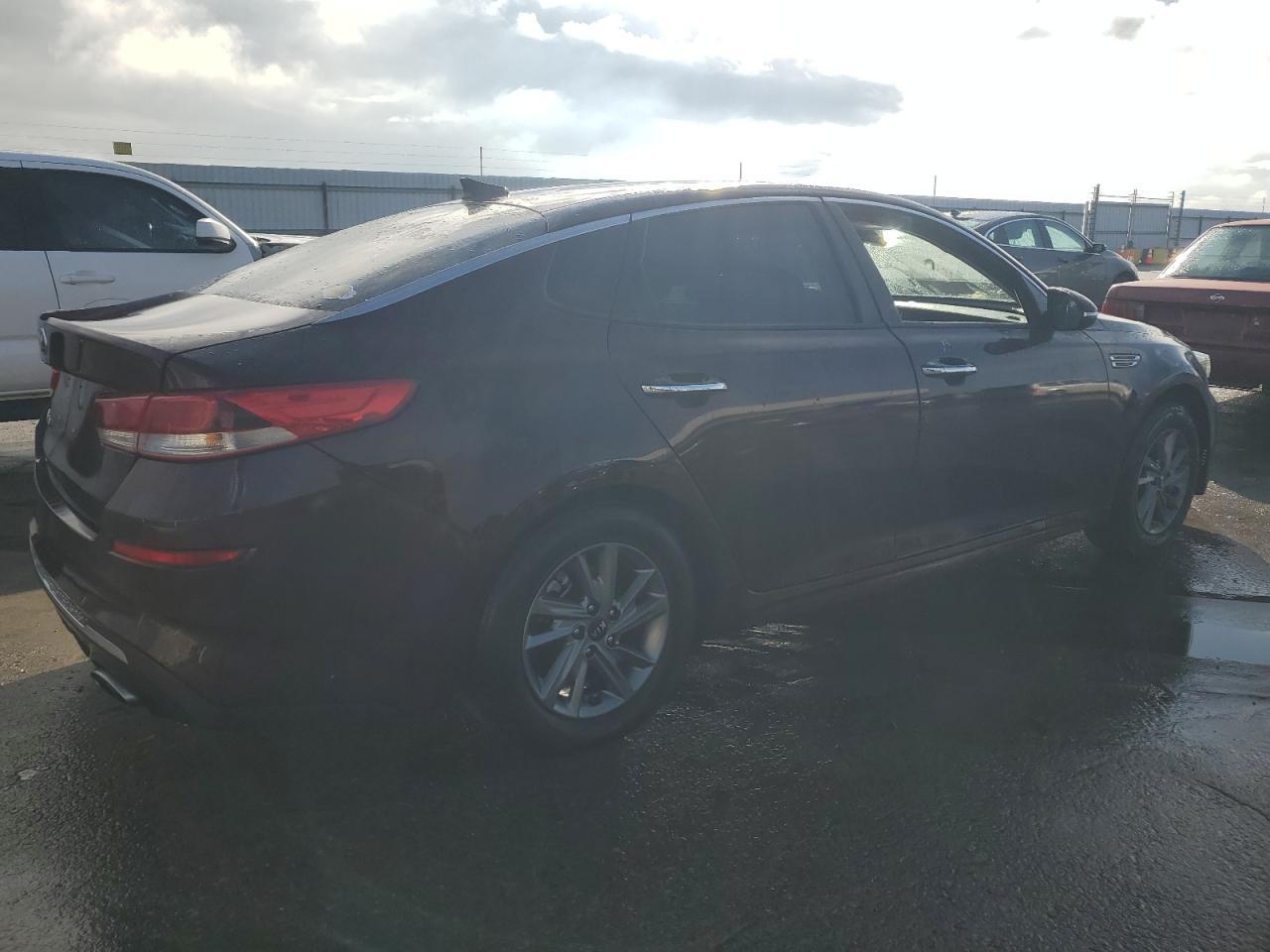 2019 Kia Optima Lx - Фото 3