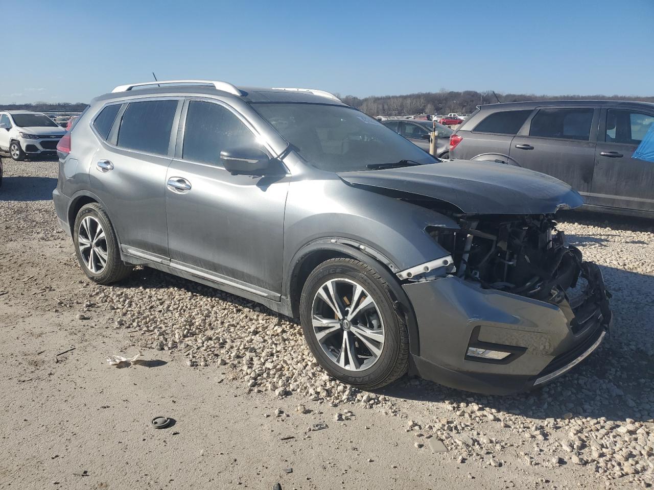 2017 Nissan Rogue S - Фото 4