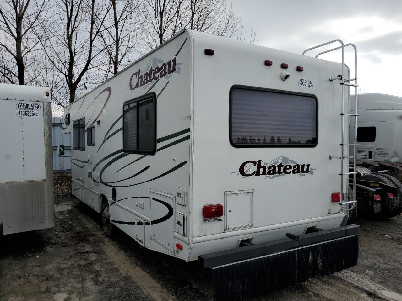 2003 Ford Econoline E450 Super Duty Cutaway Van - Фото 3