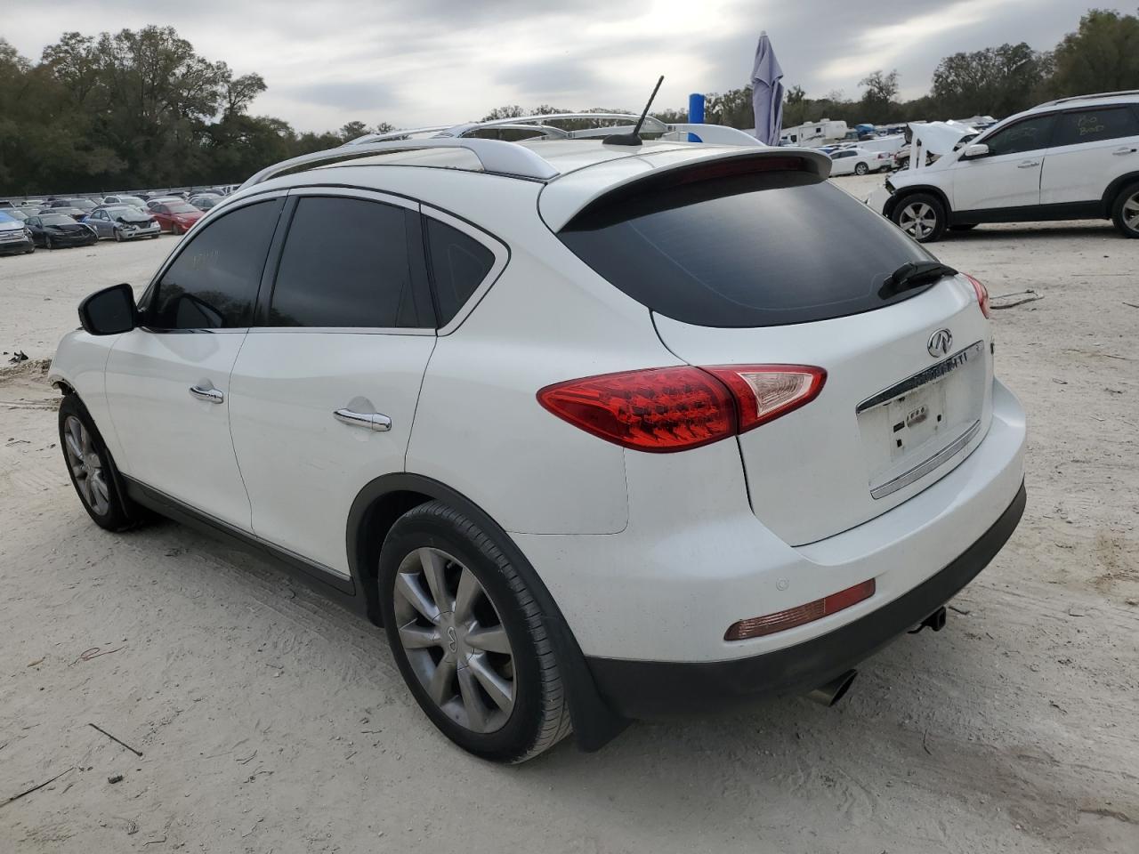 2010 Infiniti Ex35 Base - Image 2
