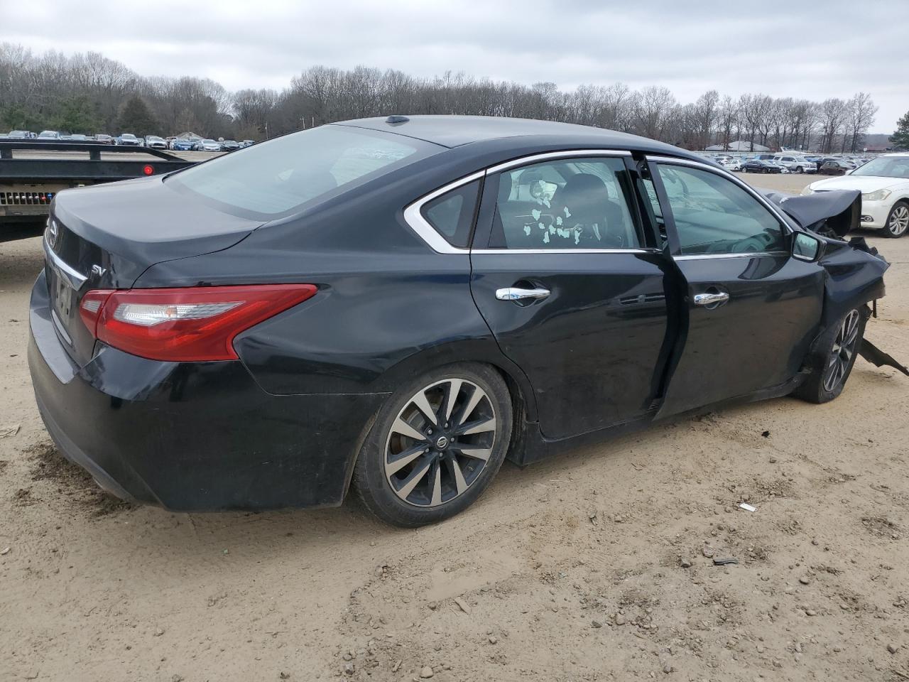 2018 Nissan Altima 2.5 - Фото 3