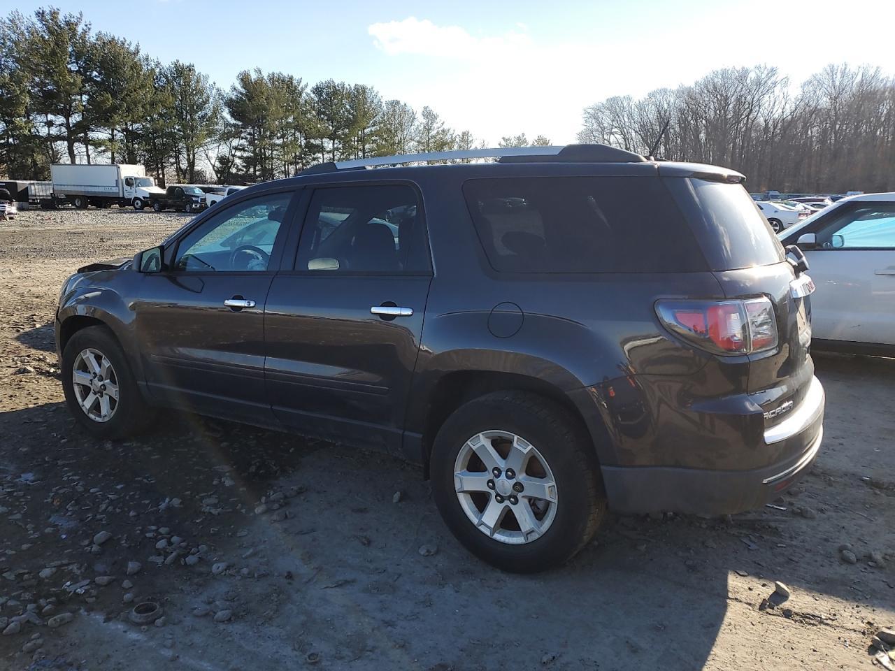 2016 GMC Acadia Sle - Image 2