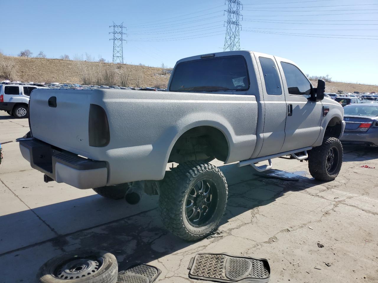 2001 Ford F250 Super Duty - Image 3