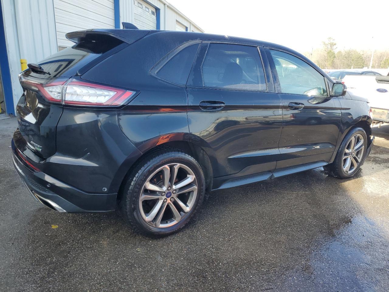 2015 Ford Edge Sport - Фото 3