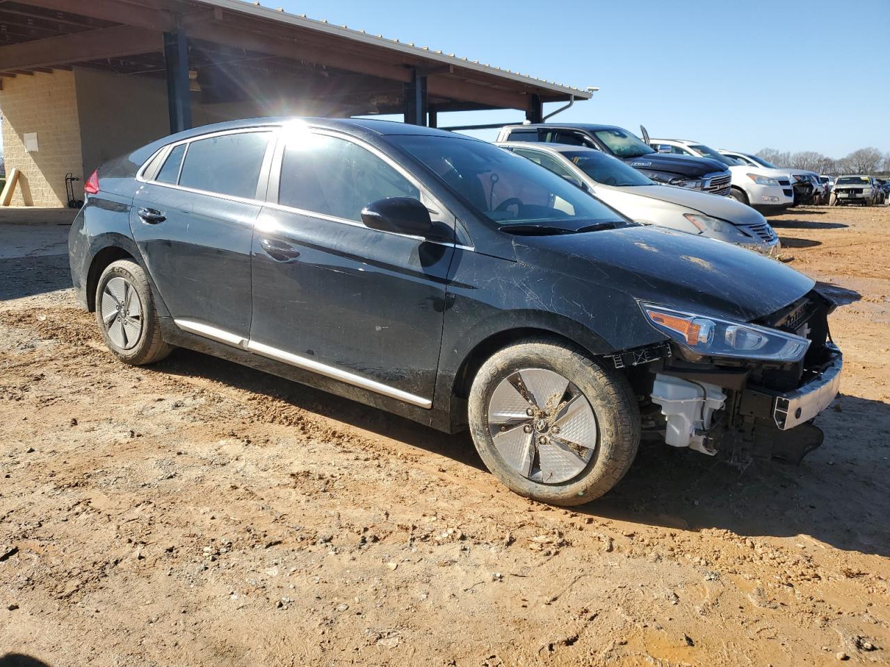 2022 Hyundai Ioniq Se - Фото 4