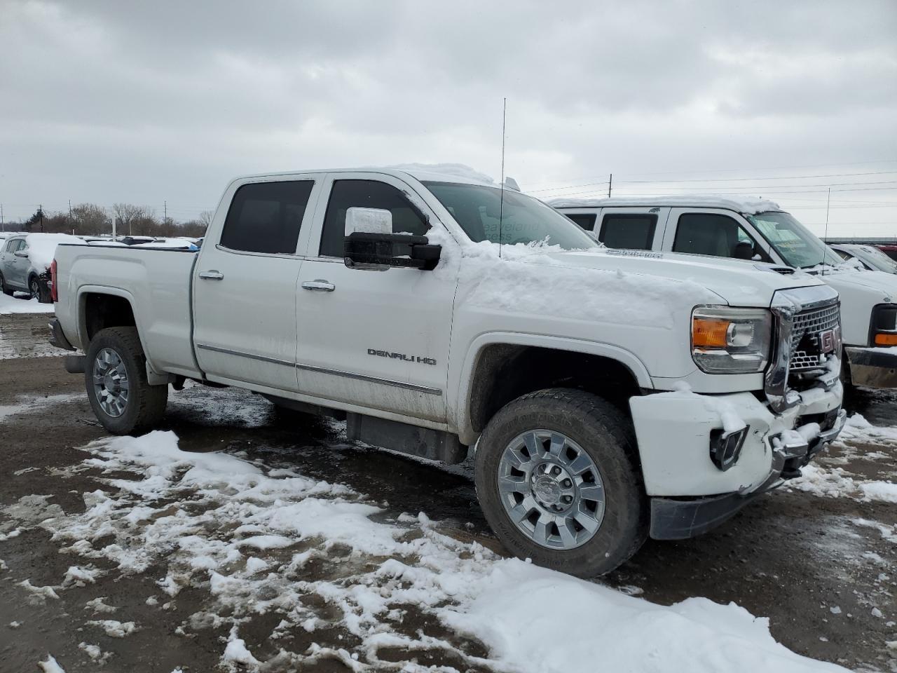 2015 GMC Sierra K2500 Denali - Фото 4