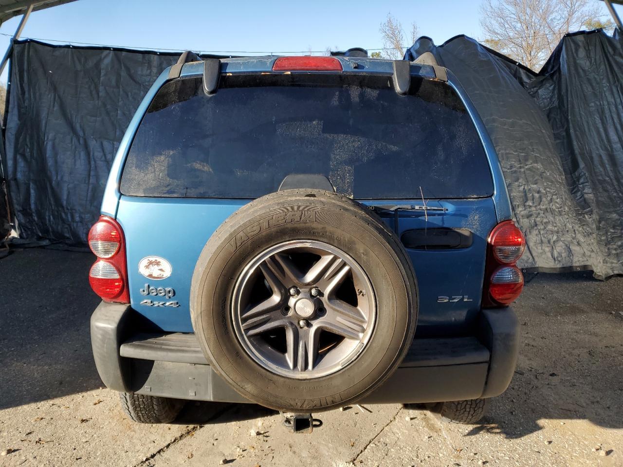 2006 Jeep Liberty Sport - Фото 6