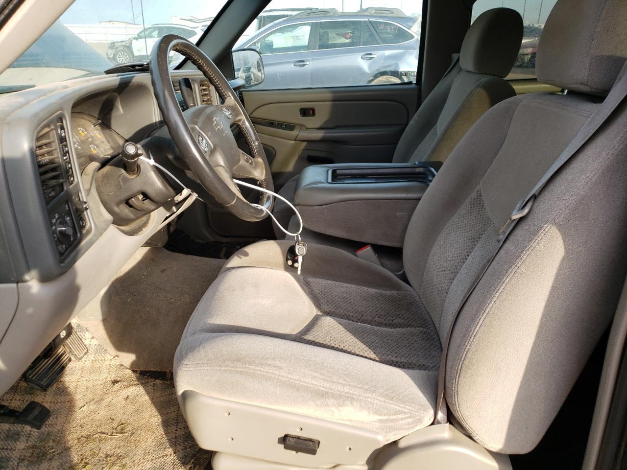 2005 Chevrolet Suburban K1500 - Image 7