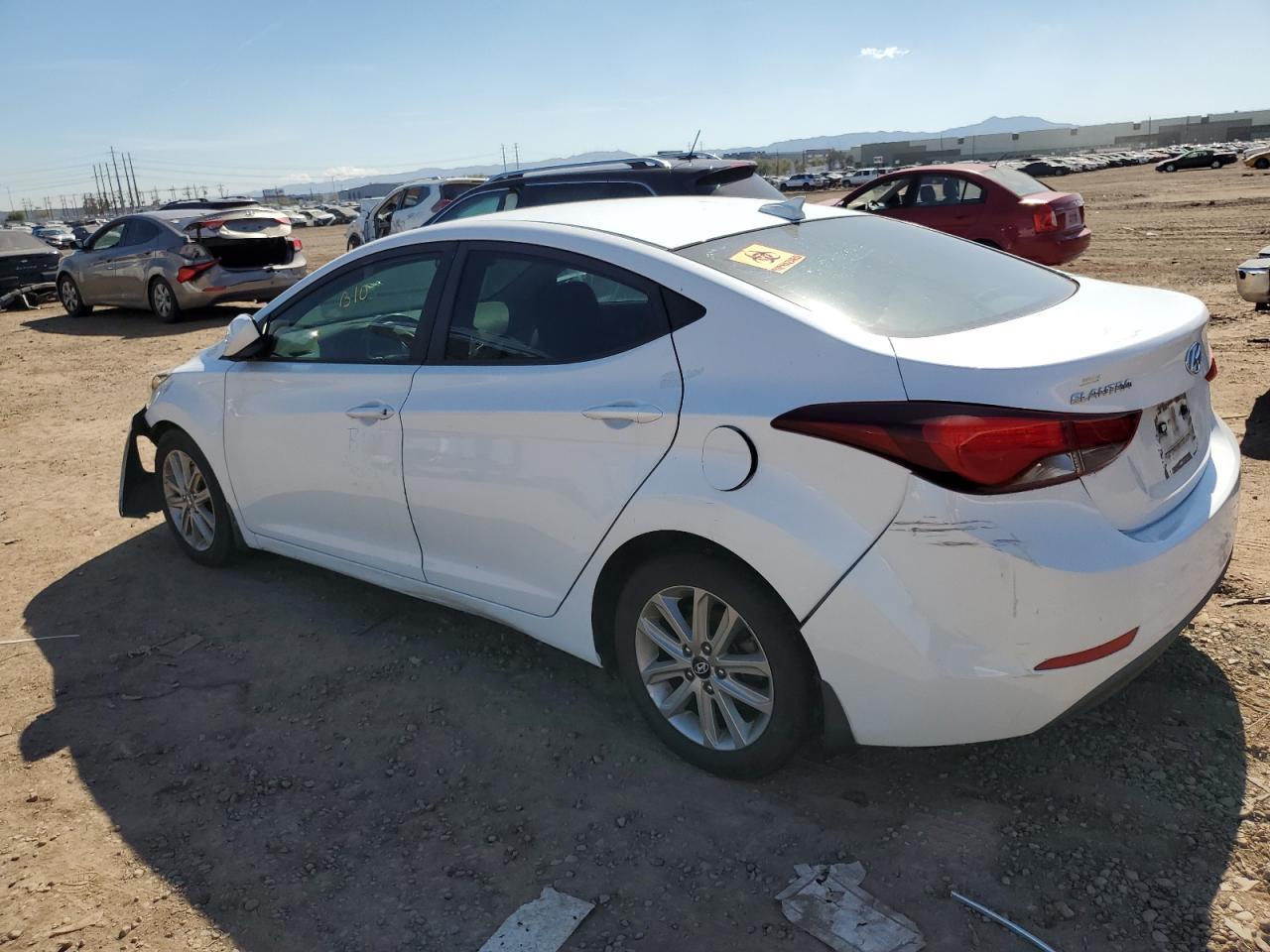 2016 Hyundai Elantra Se - Фото 2