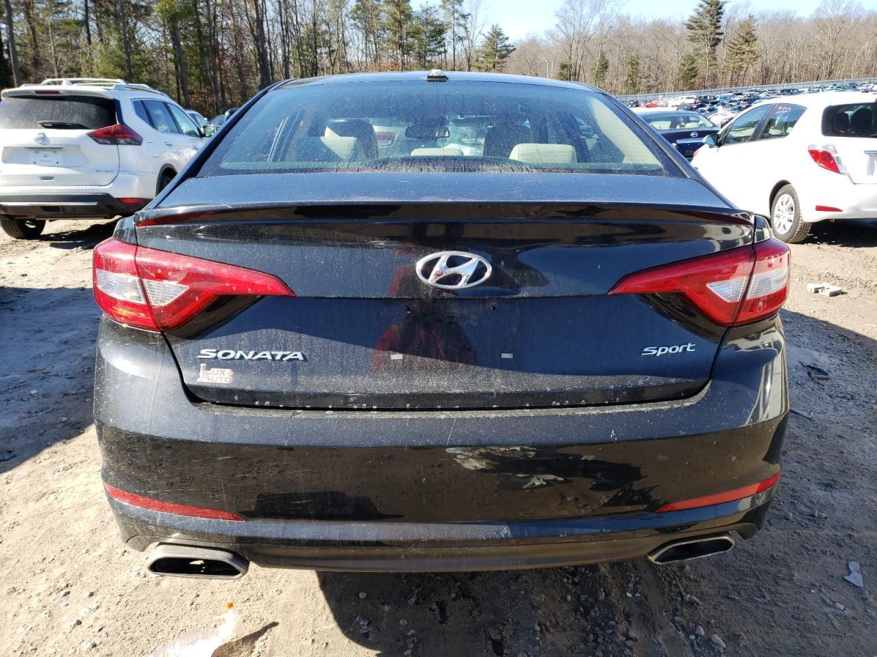2016 Hyundai Sonata Sport - Image 6