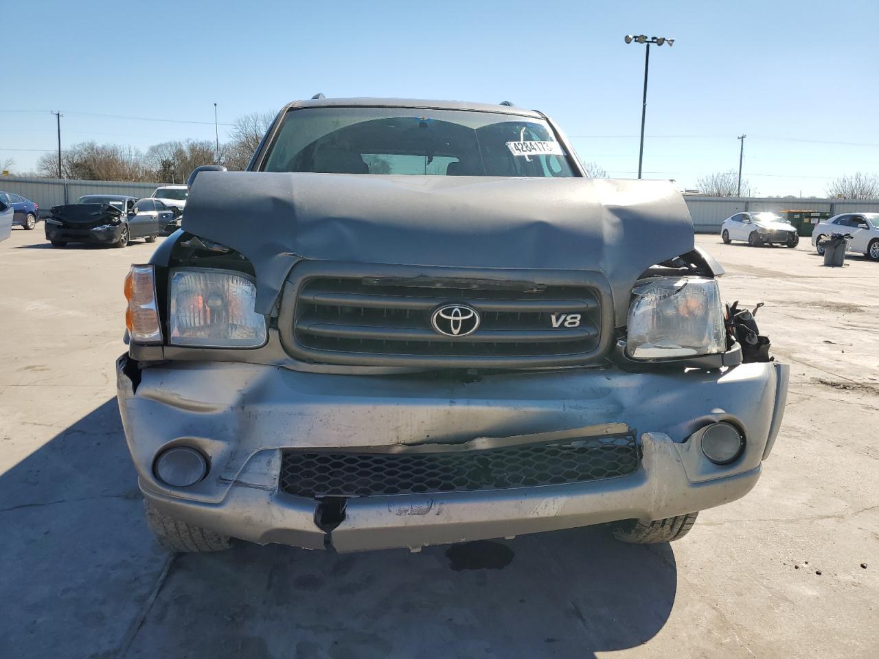 2003 Toyota Sequoia Sr5 - Image 5