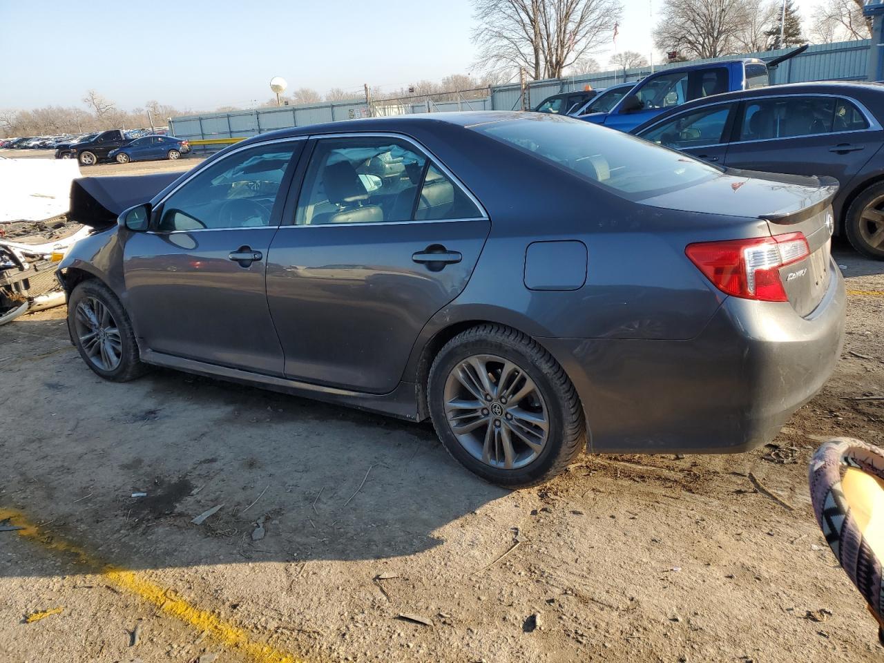 2013 Toyota Camry L - Image 2