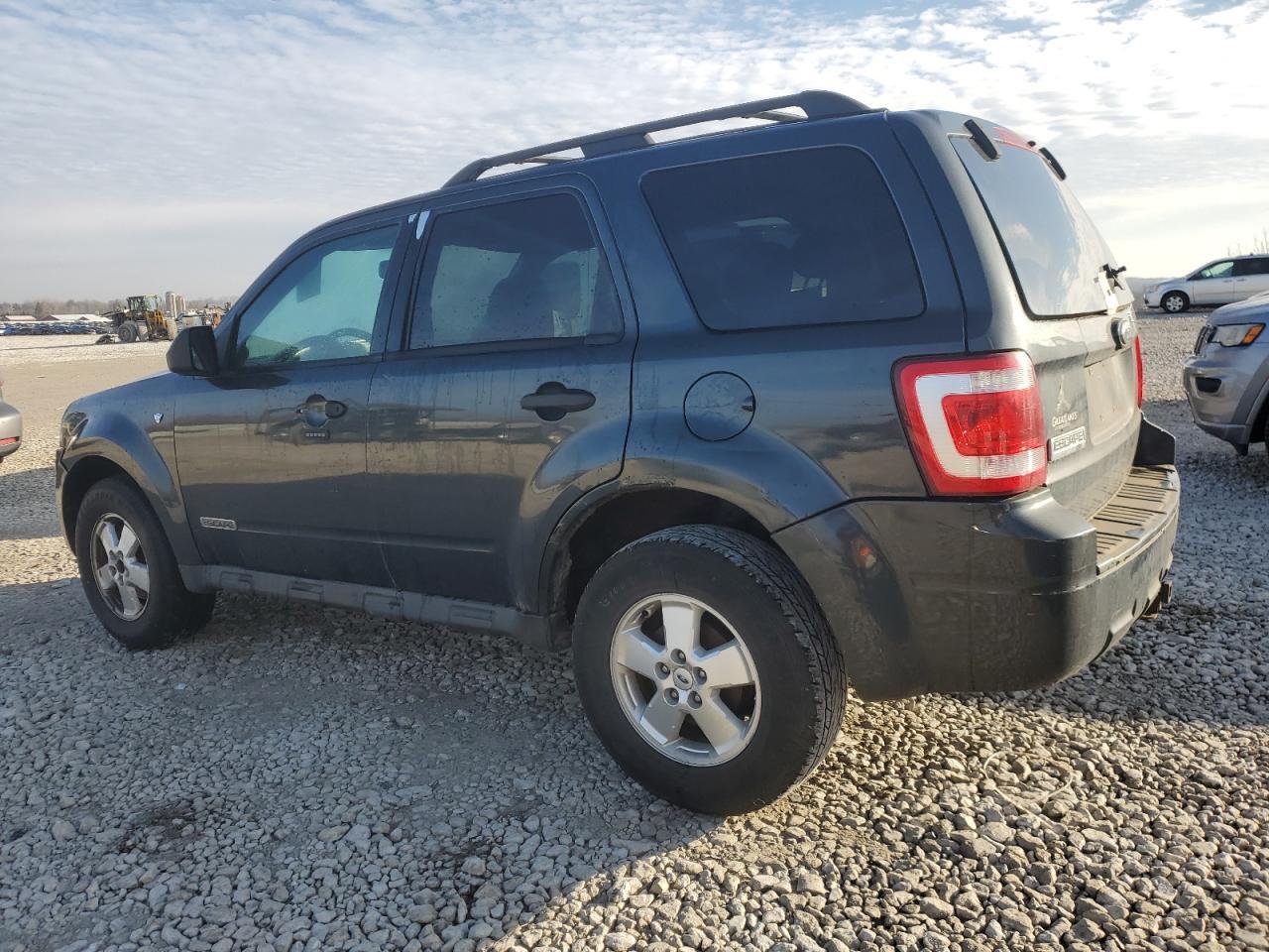 2008 Ford Escape Xlt - Image 2