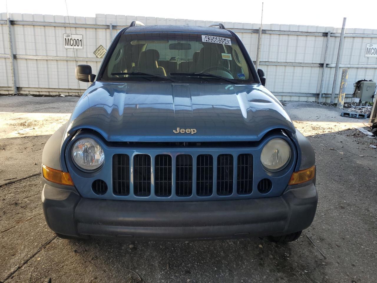 2006 Jeep Liberty Sport - Фото 5