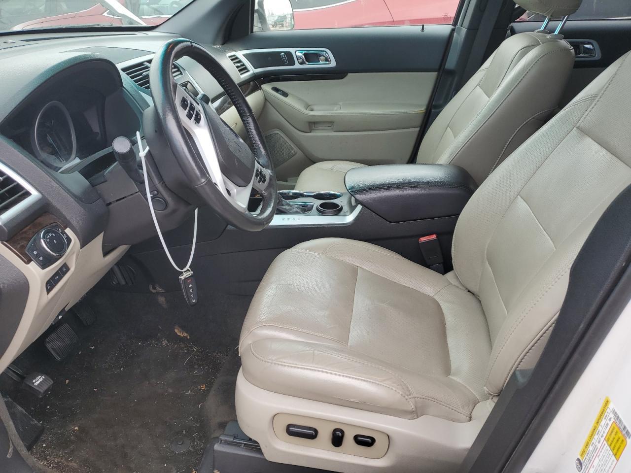 2015 Ford Explorer Limited - Image 7