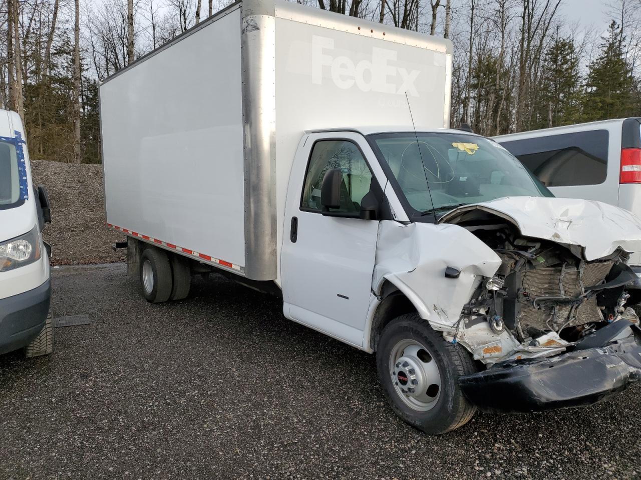 2019 GMC Savana Cutaway G3500 - Image 4