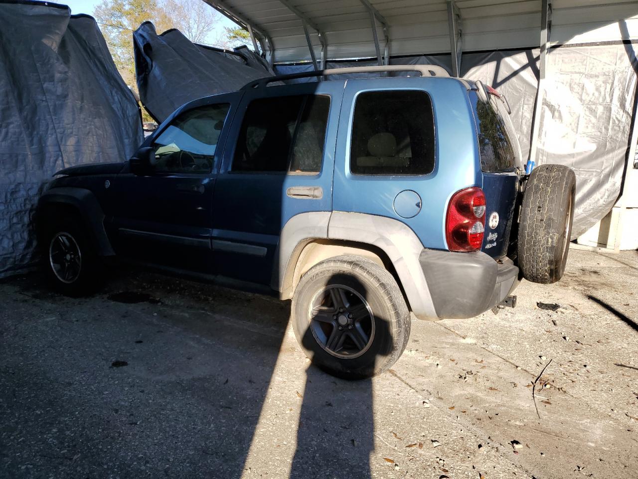 2006 Jeep Liberty Sport - Фото 2