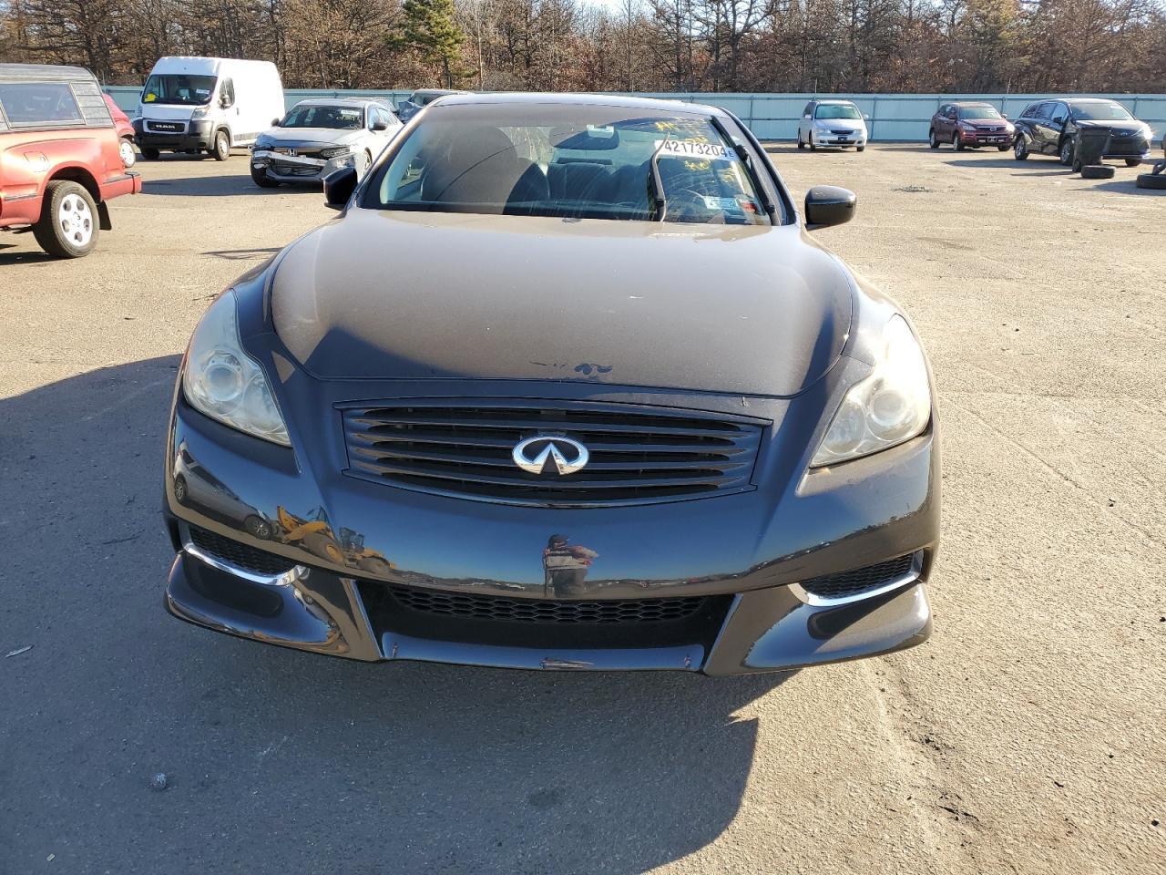 2010 Infiniti G37 - Фото 5