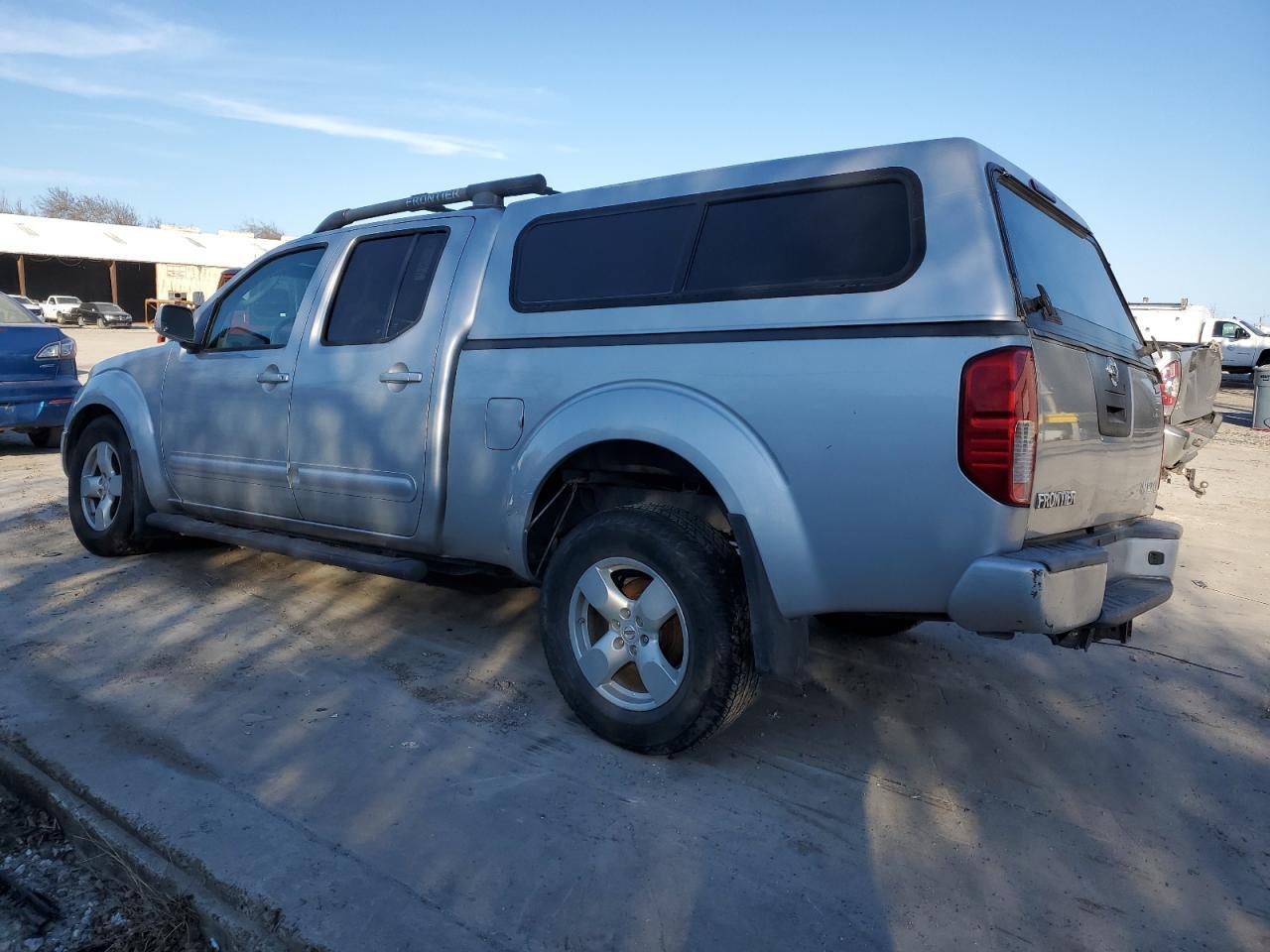 2007 Nissan Frontier Crew Cab Le - Фото 2